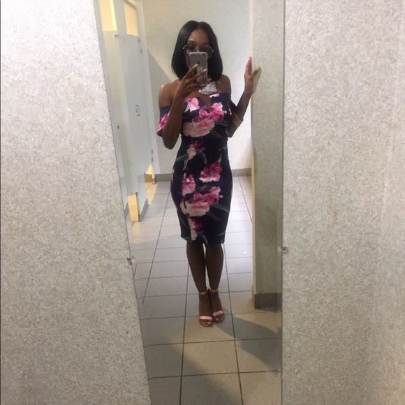 Spring/summer dress - Picture 2 of 2